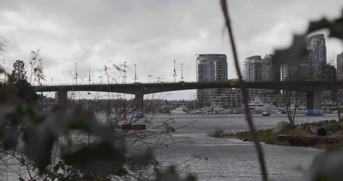 Cars crossing Cambie bridge during windstorm
