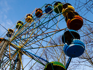 silhouette of ferris wheel against sky