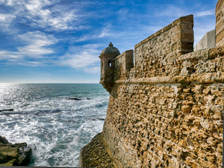Festung im Meer mit Wachposten Himmel und Meer © Achim Mantei