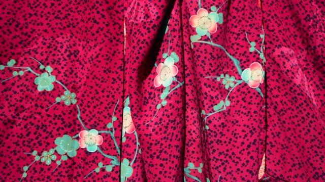 古布、かわいい桜の花、アンティーク着物、絹、大正ロマン、和素材
