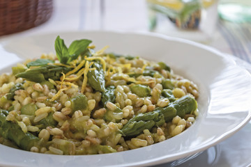 risotto ai cinque cereali grano farro orzo avena riso con asparagi