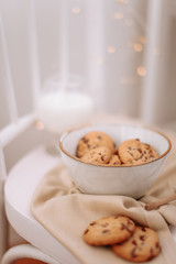 cookies and milk