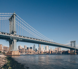 Obraz premium Famous Manhattan Bridge