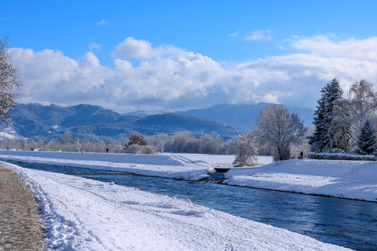 Fluss im Winter, Deutschland, Emmendingen 