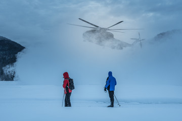 Bundeswehrhubschrauber bei der Landung im Schnee © Eberhard Spaeth