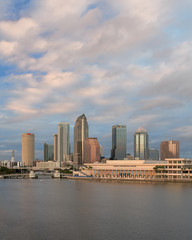 Fototapeta premium Tampa cityscape skyline at twilight in Tampa, Florida
