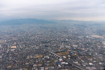 Fototapeta premium a bird's eye view of Fukuoka City, Japan