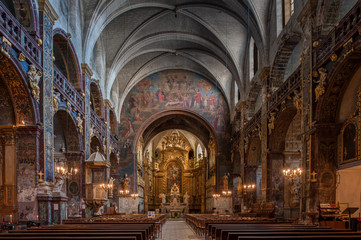 Kirche Notre-Dame-des-Anges in L’Isle-sur-la-Sorgue