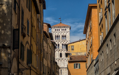 Fototapeta na wymiar View of the beautiful city Lucca in summer, Italy.