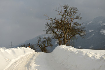 EISFAHRBAHN . SCHNEEFAHRBAHN