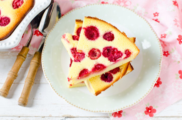 Cottage cheese casserole with raspberries