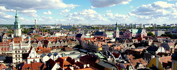 Panorama of Poznan, the old Polish historical city © Konrad_elx