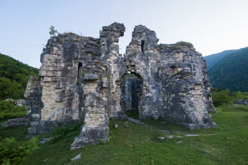 Fototapeta na wymiar ruins of an ancient temple