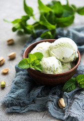 pistachio ice cream and mint