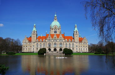 Fototapeta na wymiar View of New City Hall (Neues Rathaus) of Hannover, Germany