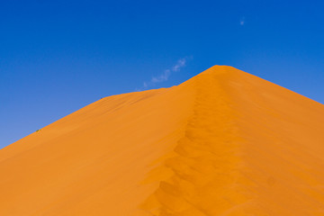 Fototapeta na wymiar Desert sand dunes ripples namibia