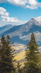 Obraz premium Smartphone HD wallpaper of alpine view near the Piller lake - Tyrol - Austria