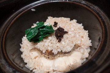 土鍋の混ぜご飯