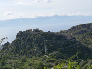 Fototapeta na wymiar Il Castello di Santo Niceto