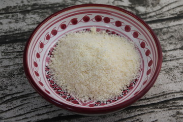 Parmesan dans un bol