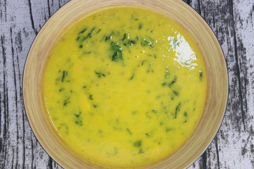 Soupe lyonnaise au potiron et épinard