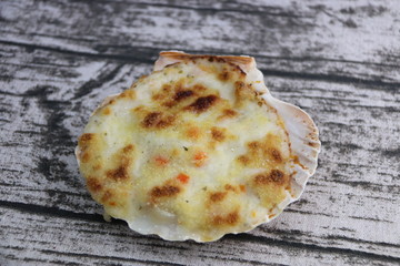 Coquille Saint Jacques gratinée