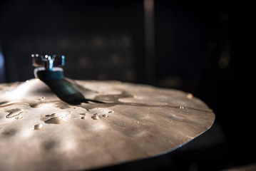 Obraz premium Closeup on musical drums plates