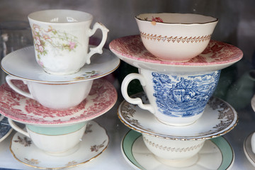 tasses anciennes