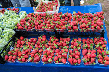 Fresh Fruit-Strawberries
