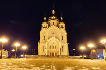 Spaso-Preobrazhensky Cathedral in Khabarovsk at night.