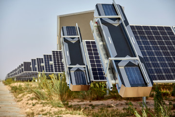Obraz premium Automatic cleaning machine for solar photovoltaic panels