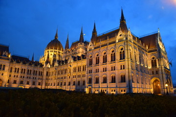 Fototapeta na wymiar Budapest - Hungarian Parliament by night