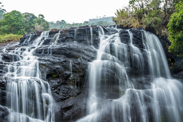 Obraz premium Baker's Falls, Horton Plains National Park. Sri Lanka