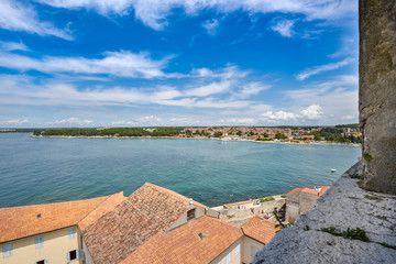 Blick von Kirche auf Meer vor Porec / Istrien