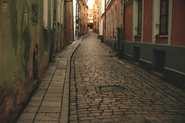 Fototapeta na wymiar alley in old town Tallinn
