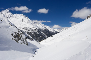 Fototapeta na wymiar Winter Valley View, Austria