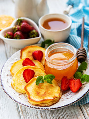 Delicious pancakes with strawberry