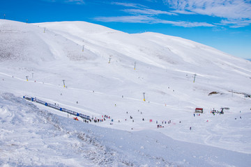 Fototapeta na wymiar Snow center of Velouchi mountain in Karpenissi, Greece
