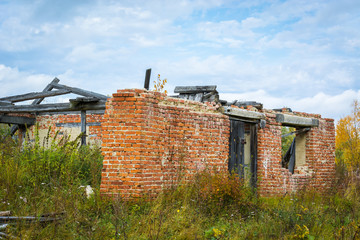 Ancient ruins of red brick building.