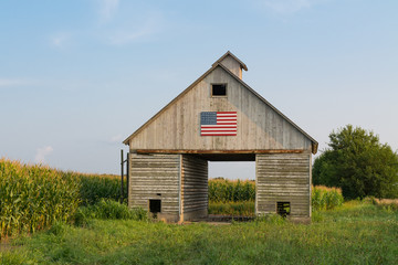 Rustic barn with American Flag © EJRodriquez