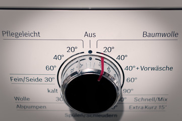 Rotary knob of a washing machine set to environmentally friendly 20 degrees