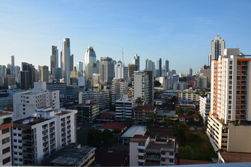 Fototapeta na wymiar Panama City Skyline at Sunset - Horizon Ville de Panama