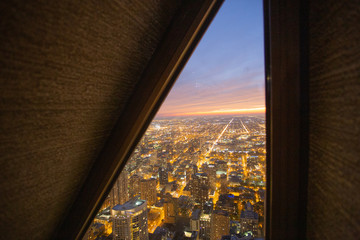 Fototapeta na wymiar Chicago view thru the window