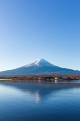 Fototapeta na wymiar 富士山と河口湖