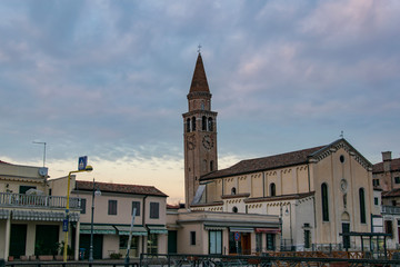 Fototapeta na wymiar old town hall tower in venice italy