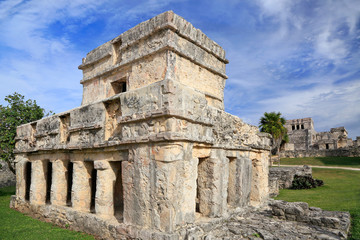Fototapeta na wymiar Tulum ruins of Maya Civilization, Yucatan Peninsula in Mexico