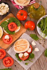 Tigella bread with spinach and tomatoes. 