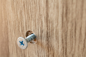 木材とネジ