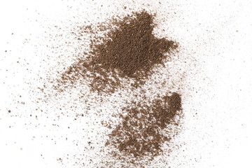Fototapeta na wymiar Ground black pepper powder isolated on white background, top view