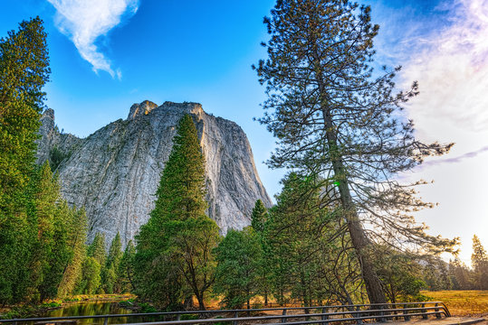 Yosemite Valley. Magnificent national American natural park - Yosemite.